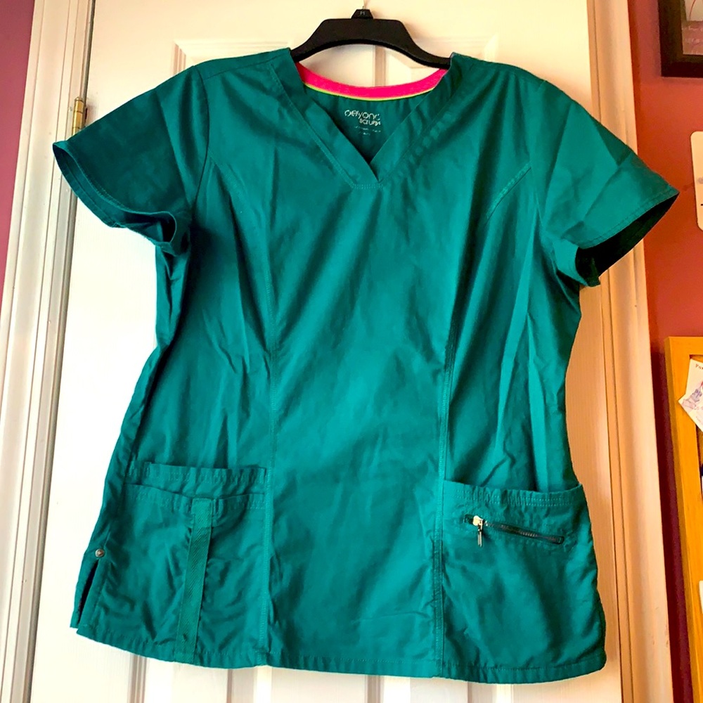 Hunter Green Scrub Top